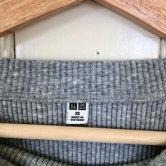 100% cotton Uniqlo short sleeve - Picture 4 of 5